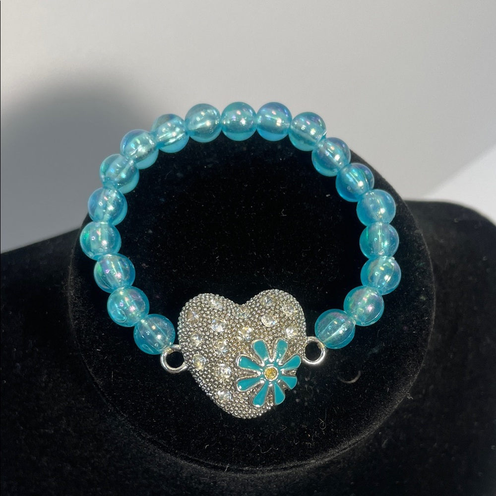 Elegant Silver tone and Blue Heart Beaded Bracelet